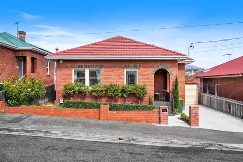 New Town Bungalow - A Leafy Family Haven - Lennox Head Accommodation 1