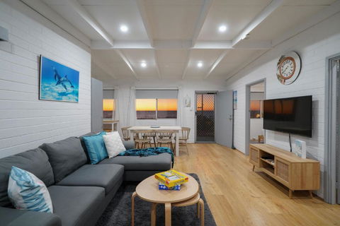OCEA84 - Quinns Beach Shack: Ocean Views - Lennox Head Accommodation 3