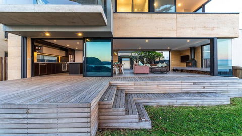 Ocean Beach Pavilion - Beachfront - Lennox Head Accommodation 2
