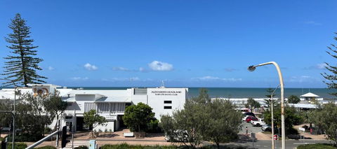 Ocean View - Alexandra Headlands Beachfront Unit - Lennox Head Accommodation 2