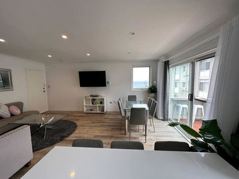 Ocean Front Apartment - Lennox Head Accommodation 2