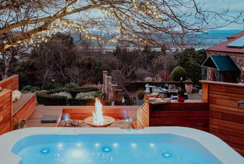 Outdoor Spa & Sauna With Amazing Views At Jaclyn Studio - Lennox Head Accommodation 0