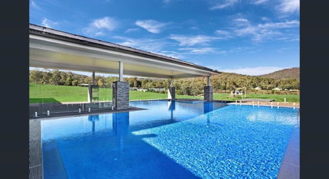 ON Keppies - BnB - Family Farm & Wedding Guest Accommodation Paterson NSW - Lennox Head Accommodation 3