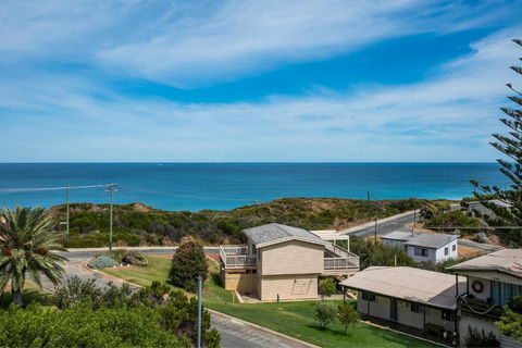 Ocean Vista Large Modern Home With Ocean Views - Lennox Head Accommodation 0