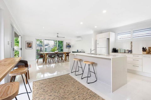 OCEAN55- Mooloolaba Family Holiday Home - Lennox Head Accommodation 0