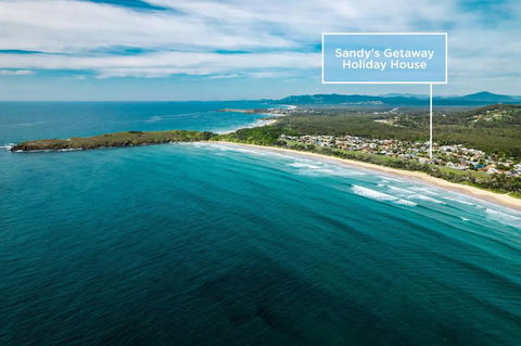 Oceanfront Sandy Beach Couples Getaway - Lennox Head Accommodation 0
