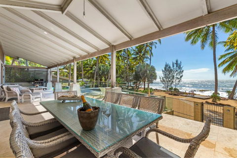 Oceans Edge Beach House At Oak Beach - Lennox Head Accommodation 2