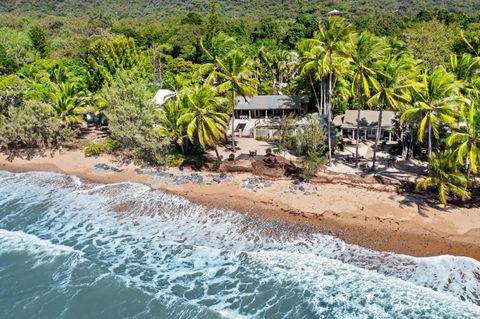 Oceans Edge Beach House At Oak Beach - Lennox Head Accommodation 0