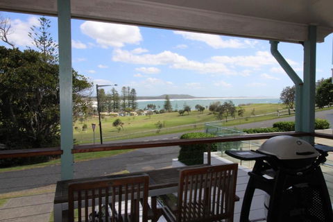 Oceanview, 6 Stewart Street - Lennox Head Accommodation 0