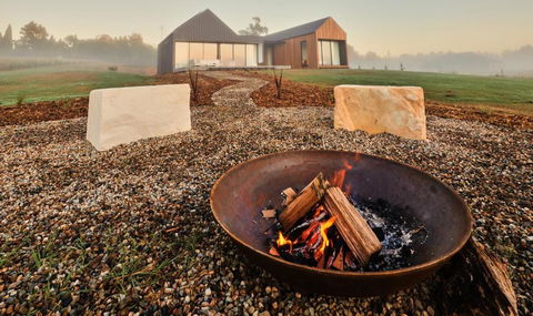 Open Country Homestead- Luxury Accommodation In Burradoo - Lennox Head Accommodation 0