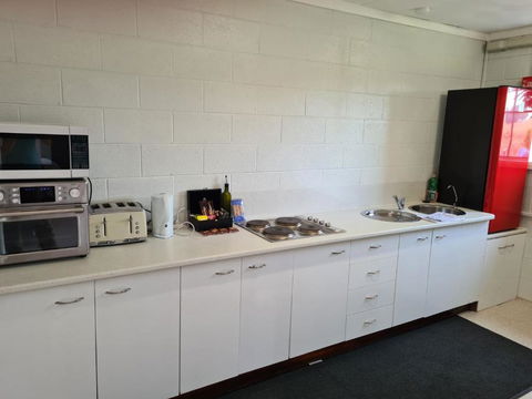 Orchard 2 Bedroom Apartment In Devonport - Lennox Head Accommodation 2