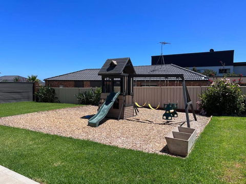 Oriana Grande- 5 Bdrm Sleeps 14 Beach View Wifi - Lennox Head Accommodation 2