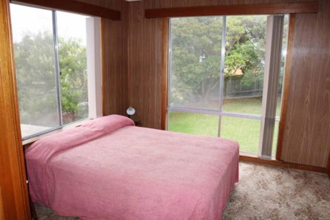 Osborne House - 4 Bedroom - Lennox Head Accommodation 3