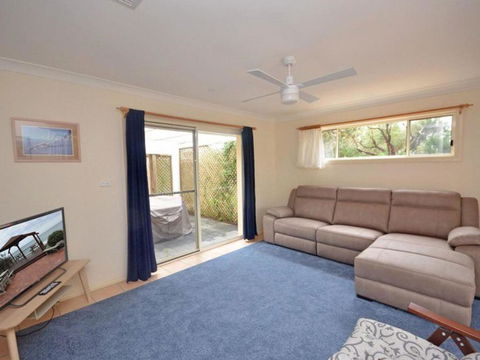 Oystercatcher - Lennox Head Accommodation 3