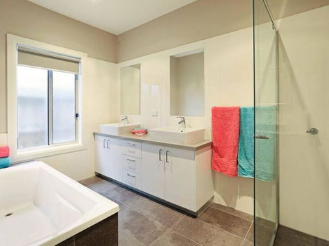 Ozone Beach House - The House That Has It ALL!!! - Lennox Head Accommodation 3