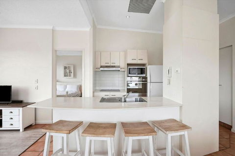 Ocean View Unit With Private Rooftop - Lennox Head Accommodation 3