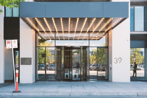 Patio Mt View 1BR Apt In CBD Near ANU And Museum With Free Parking And WiFi - Lennox Head Accommodation 0