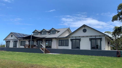 Peninsula At Metung House - Access By Boat Only - Lennox Head Accommodation 2