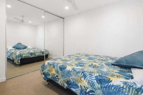 Perfect Haven In Spring Hill 2B1B And Parking - Lennox Head Accommodation 3