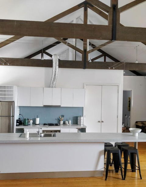 Pips On Mitchell - Beautiful Historic Apartment - Lennox Head Accommodation 3