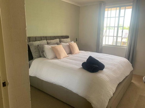 Plush 2 Bedroom Apartment Kingston - Lennox Head Accommodation 1