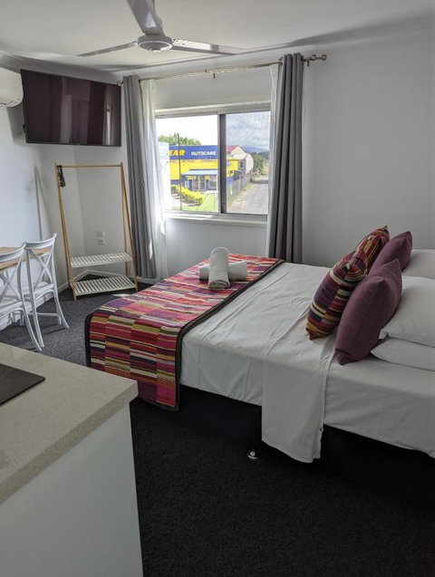 PROSERPINE MOTOR LODGE - Lennox Head Accommodation 3