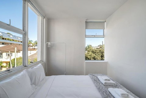 Quaint 1BD On The Doorstep Of Manly Beach - Lennox Head Accommodation 3