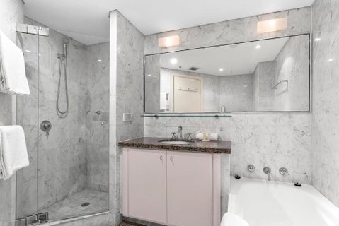 Quay West 2302 Self-Catering - Lennox Head Accommodation 2