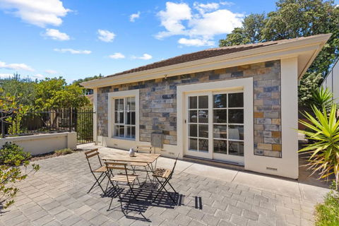 Quiet 2-Bed Retreat With Private Courtyard - Lennox Head Accommodation 3