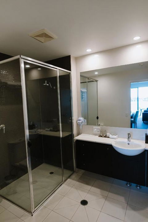 Ramada Hotel & Suites By Wyndham Ballina Byron - Lennox Head Accommodation 3