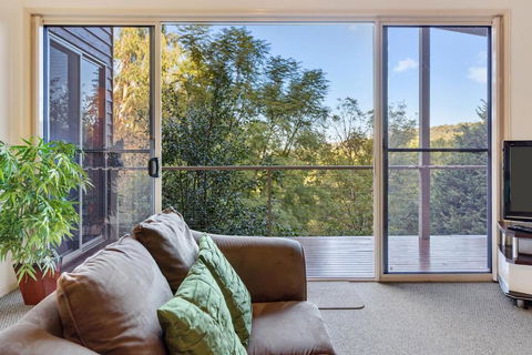 Ravensbourne Escape- Kookaburra Kottage - Lennox Head Accommodation 0