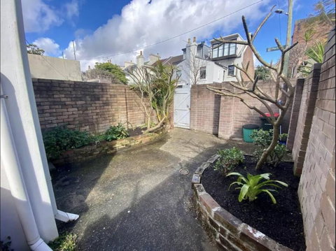 Rear Garden Suite - Lennox Head Accommodation 1