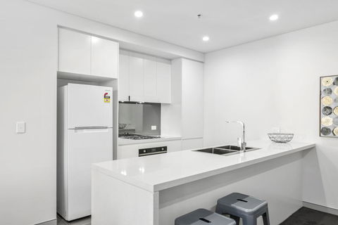 Astra Apartments Wollongong CBD - Lennox Head Accommodation 2