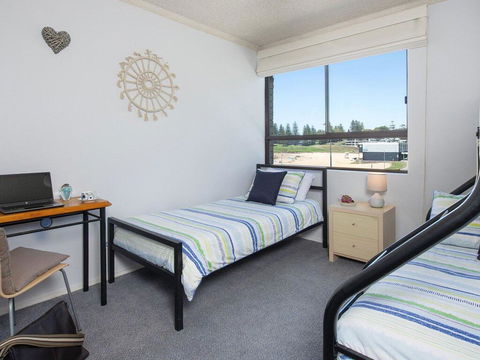 At The Beach - Kiama Surf Beach At Your Doorstep - Lennox Head Accommodation 3