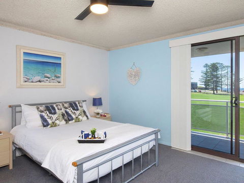 At The Beach - Kiama Surf Beach At Your Doorstep - Lennox Head Accommodation 2