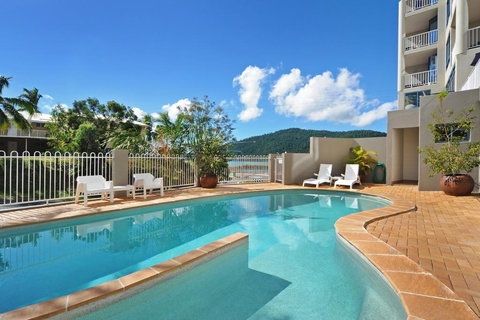 At Whitsunday Vista Holiday Apartments - Lennox Head Accommodation 2