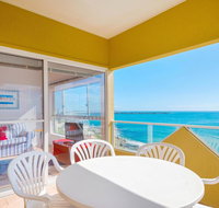 Avalon 4 - right across the road from convent beach - uninterrupted views - Lennox Head Accommodation