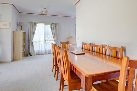 Avalon Cottage - Lennox Head Accommodation 2