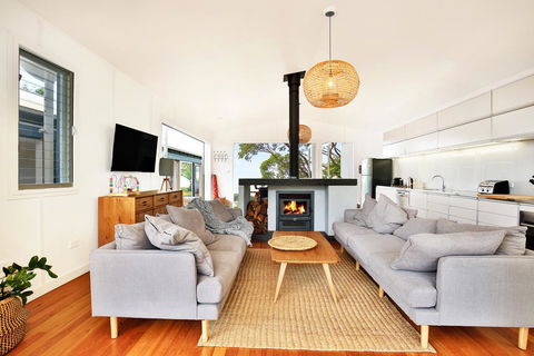 Ayana Beach House - Pet Friendly - Opposite Beach - Lennox Head Accommodation 0