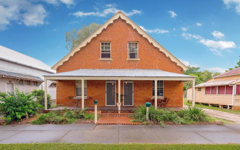Azile 1875 Heritage Victorian Duplex - Lennox Head Accommodation 3