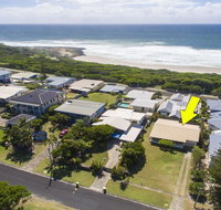 Bailey's Beach House - Lennox Head Accommodation
