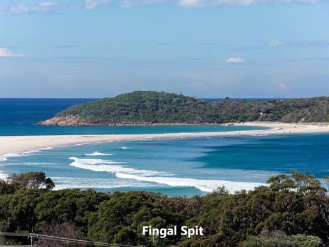 Barefoot' 7/44 Marine Drive - Fabulous Fingal Bay - Lennox Head Accommodation 0