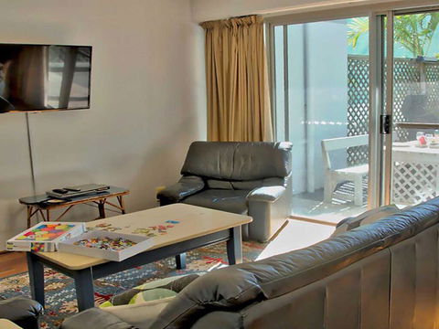 Barefoot' 7/44 Marine Drive - Fabulous Fingal Bay - Lennox Head Accommodation 2