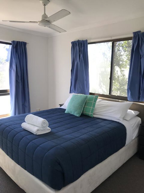 Bargara Beach Motor Inn - Lennox Head Accommodation 1