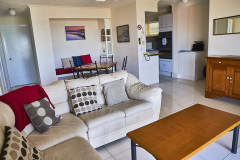 Bayview Beach Holiday Apartments - Lennox Head Accommodation 2