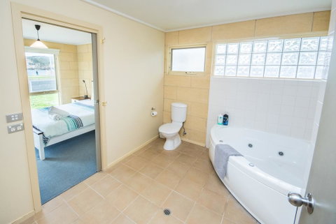 Bayview No 1 - Next To The Beach! - Lennox Head Accommodation 1