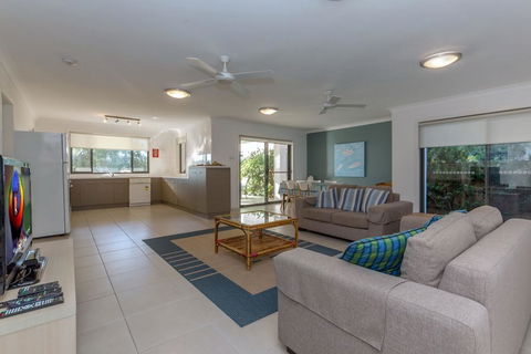 Beach House, Pacific Road, 1/20 - Lennox Head Accommodation 2