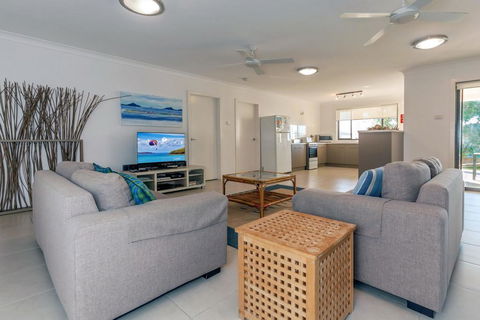 Beach House, Pacific Road, 1/20 - Lennox Head Accommodation 1
