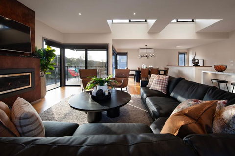 Retreat Lake Daylesford - Free Wifi - Lennox Head Accommodation 2
