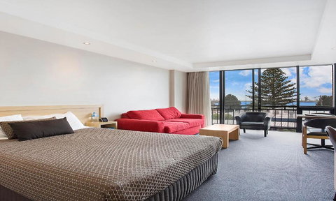 Richmond Henty Hotel - Lennox Head Accommodation 1